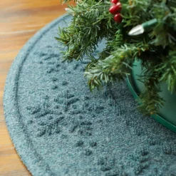 Bungalow Flooring Aqua Shield 35" Round Tree Skirt Mat