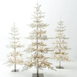 Glitzhome 7Ft. Deluxe Pre-Lit Pine Artificial Christmas Tree W/ Lights