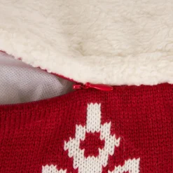 Glitzhome 18In Knitted Snowflake Acrylic Red Pillow Cover With Tassels