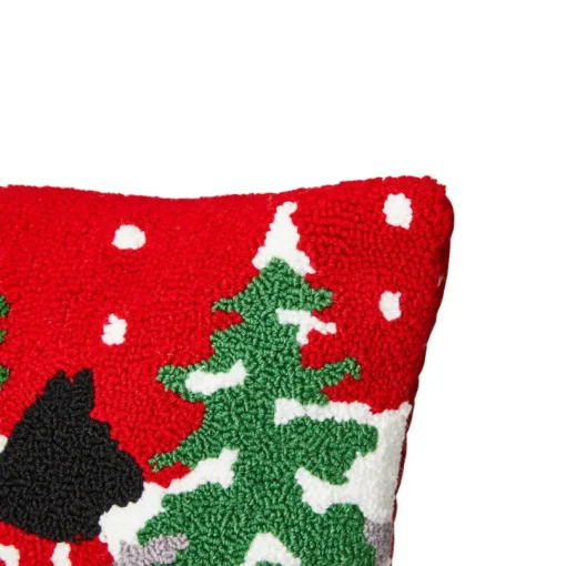 Glitzhome 14In L Hooked Christmas Cat Pillow