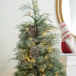 Glitzhome 2Pk Pre-Lit Artificial Pine Christmas Porch Tree